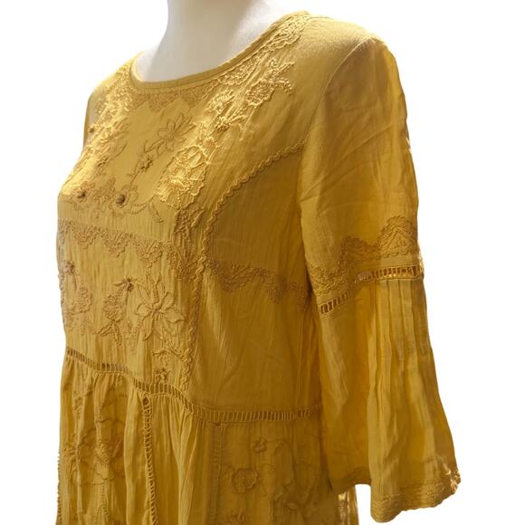 Anthropologie Akemi + Kin Gold Embroidered Boho Floral Lace Dress, Size Medium - Picture 7 of 9